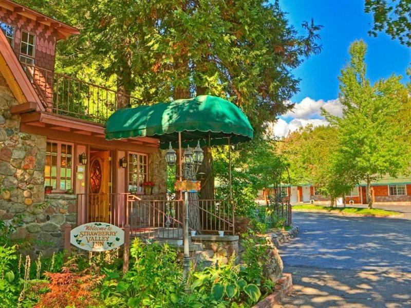 Strawberry Valley Inn Mount Shasta Esterno foto