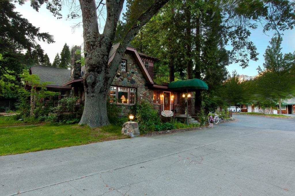Strawberry Valley Inn Mount Shasta Esterno foto
