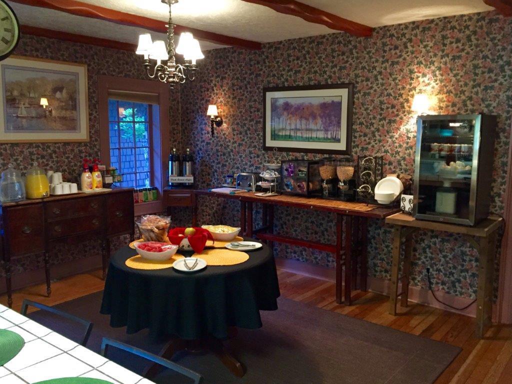 Strawberry Valley Inn Mount Shasta Esterno foto