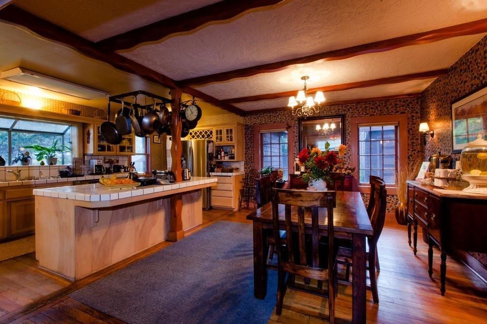 Strawberry Valley Inn Mount Shasta Esterno foto